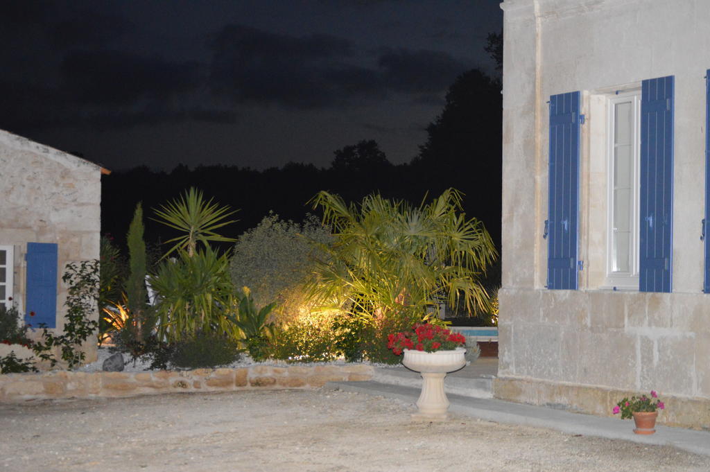 Bed and Breakfast L'Oasis Port-dʼEnvaux Esterno foto