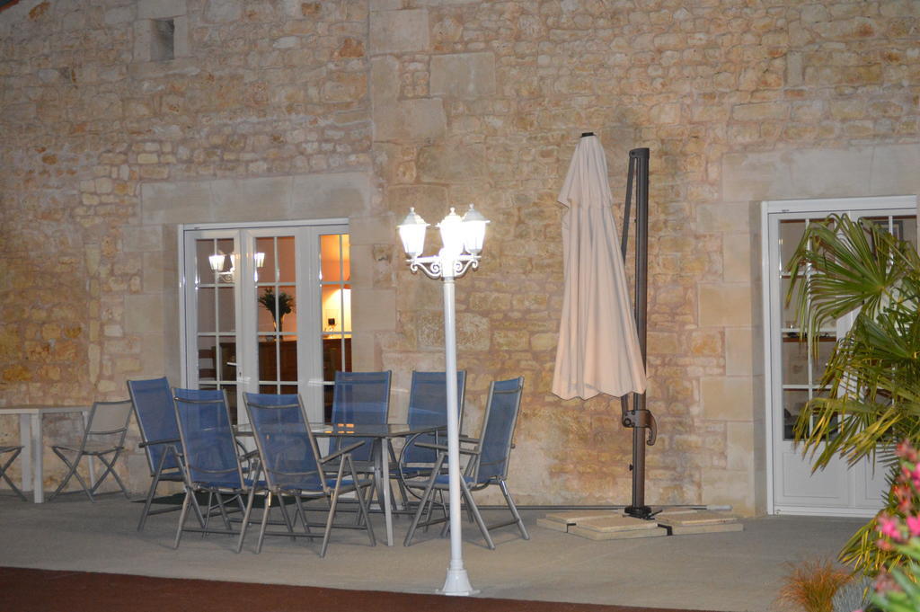 Bed and Breakfast L'Oasis Port-dʼEnvaux Esterno foto