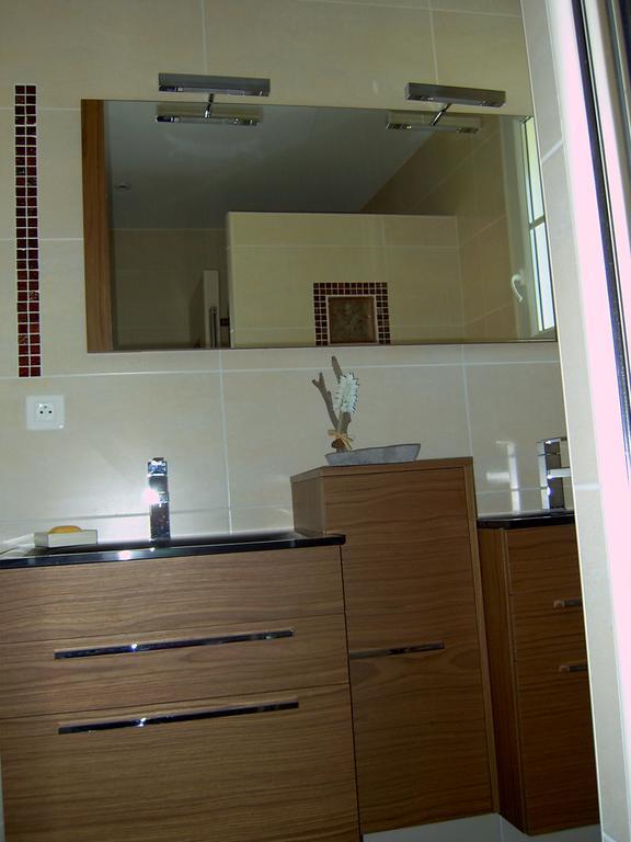Bed and Breakfast L'Oasis Port-dʼEnvaux Esterno foto