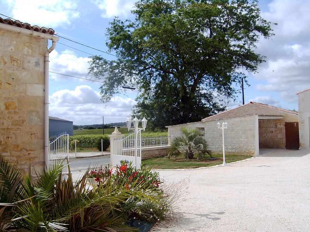 Bed and Breakfast L'Oasis Port-dʼEnvaux Esterno foto