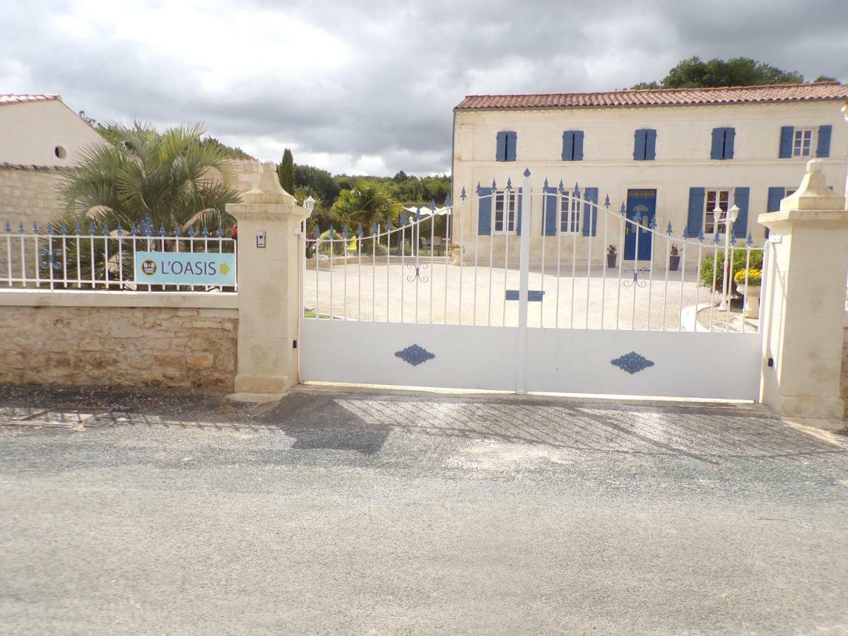 Bed and Breakfast L'Oasis Port-dʼEnvaux Esterno foto