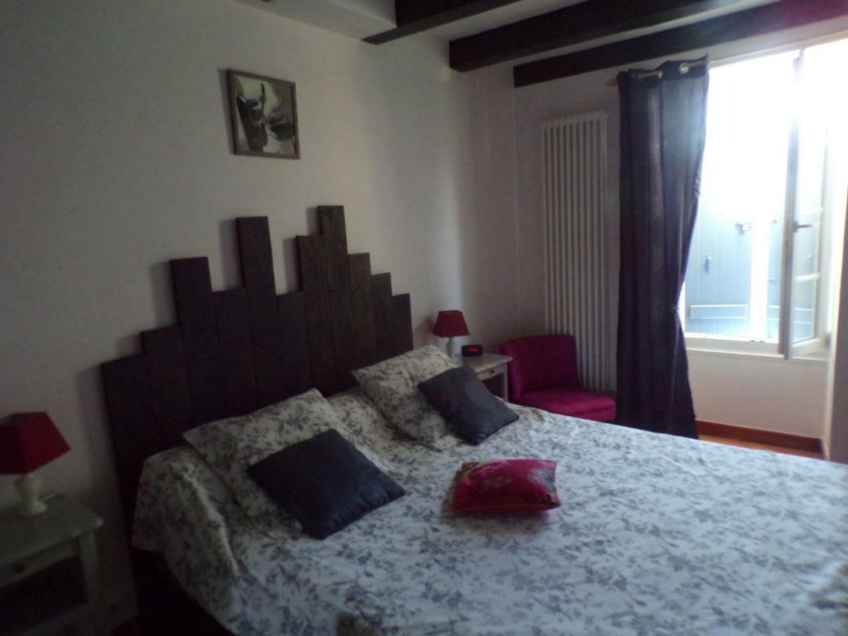 Bed and Breakfast L'Oasis Port-dʼEnvaux Esterno foto
